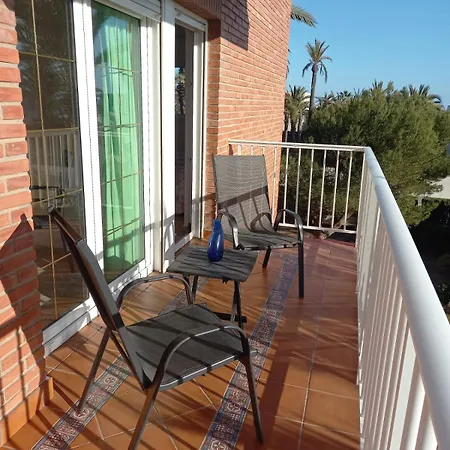 Muy Soleado Y Con Vistas Frontales Al Mar Apartmán