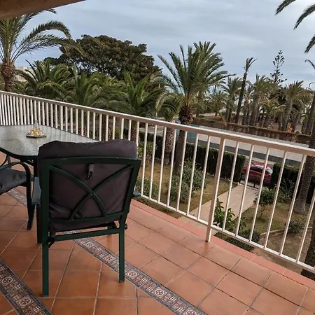 Muy Soleado Y Con Vistas Frontales Al Mar Apartmán